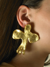 Load image into Gallery viewer, Artisanal Auro Earrings - 24K Gold