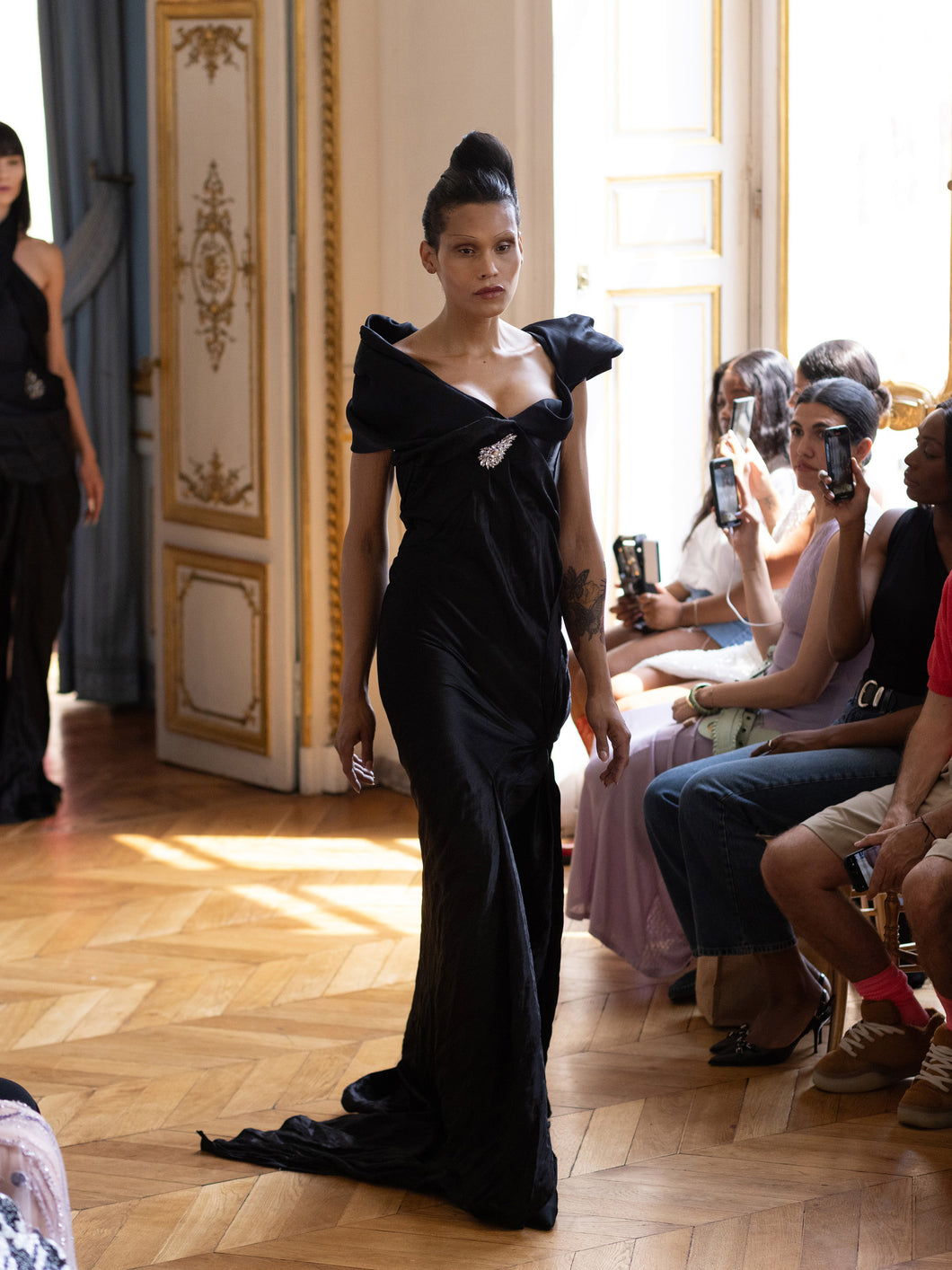 Couture : Satin Draped Dress- Noir