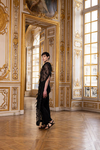 Couture : Embroidered Shield Cape and Trousers - Noir