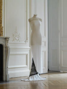 Couture : Techno-Pleat Lace Dress - Mono