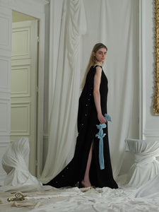 Couture : Sculptured Watteau Dress with Removable Cape - Black