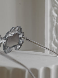 Artisanal Nuage Sunglasses - Pearl Gris