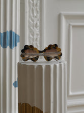 Load image into Gallery viewer, Artisanal Nuage Sunglasses - Ombré Transparant