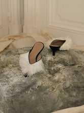 Load image into Gallery viewer, Artisanal Folie Mules - White / Black